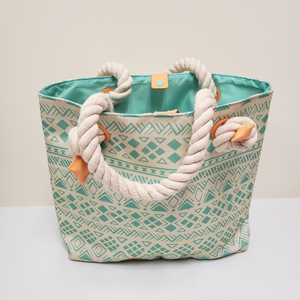 Disney Moana Beach Tote Bag Embroidered - Picture 2 of 12